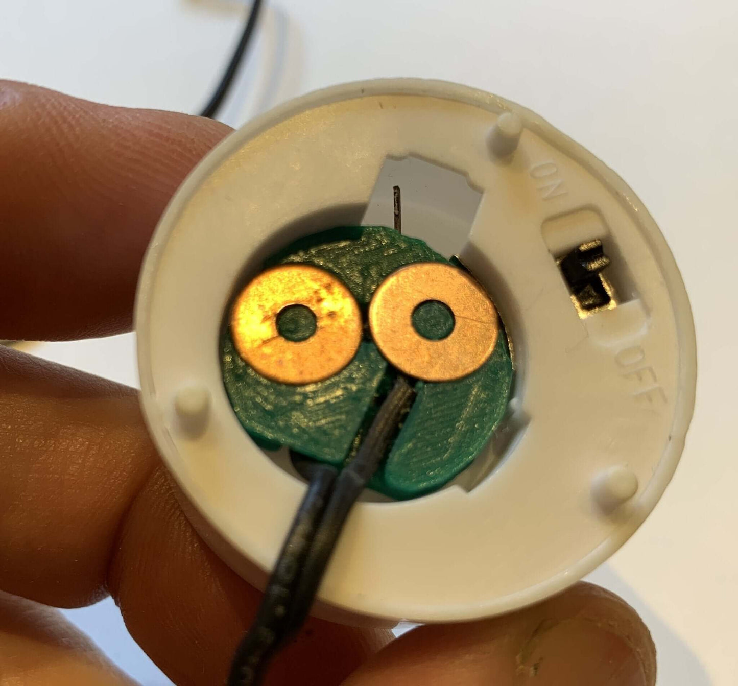 CR2032 Battery Eliminator, AC Powered - Battery Eliminator Store - Battery Replacement, aa battery to ac power, aaa to ac power, dc power, battery to usb, 9 volt battery to ac power, ac power adapter, 2 aa to ac power, 4 aa to ac power, 3 aaa to ac power, 9v to ac power, ac power supply adapter, cr123a, dummy cell, active cell, battery eliminator, replace battery, eliminate battery, remove battery, convert aa to ac power, 6 aa battery, 2 aa battery, 4 aa battery, 9 volt ac, 120v battery battery