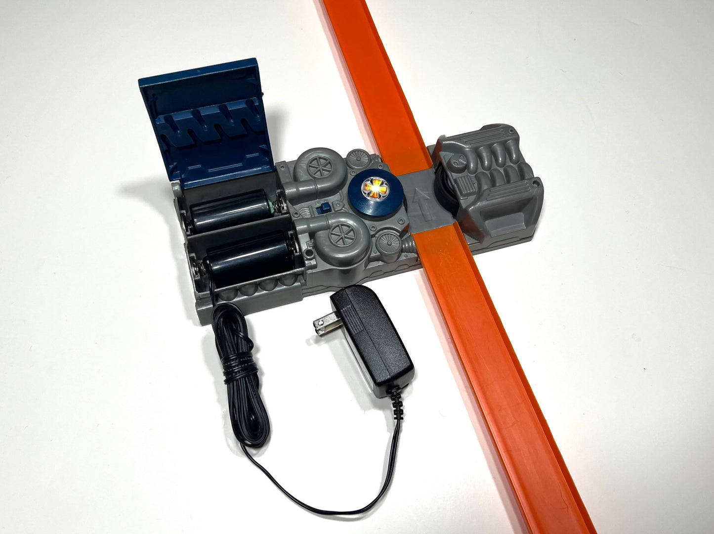 2 D Battery Eliminator Kit - High Current (1.5 Amps) 3 Volts - AC Powered (worldwide compatibility) - Battery Eliminator Store - Battery Replacement, aa battery to ac power, aaa to ac power, dc power, battery to usb, 9 volt battery to ac power, ac power adapter, 2 aa to ac power, 4 aa to ac power, 3 aaa to ac power, 9v to ac power, ac power supply adapter, cr123a, dummy cell, active cell, battery eliminator, replace battery, eliminate battery, remove battery, convert aa to ac power, 6 aa battery, 2 aa batte