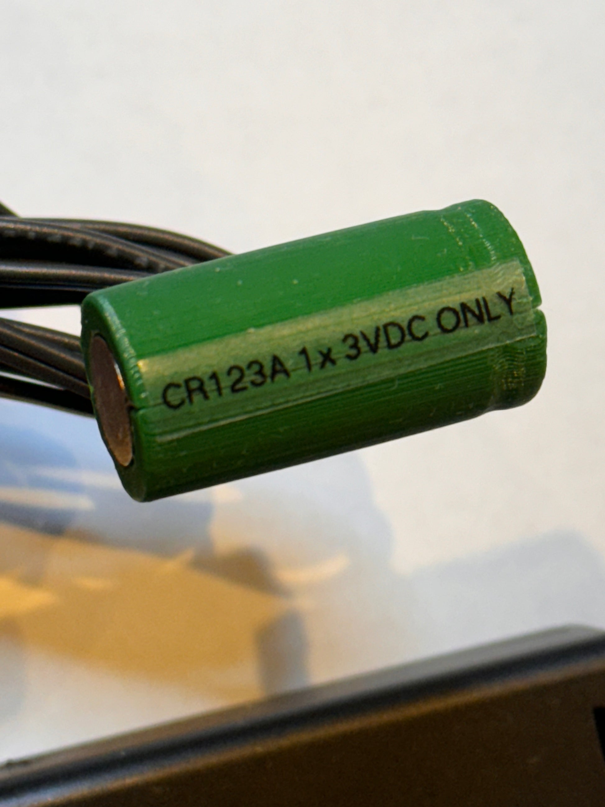 Battery Eliminator - CR123A Wired Battery Cell - fake CR123A battery with  wires